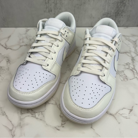 Women’s Nike Dunk Low 🥥 - Picture 13 of 16